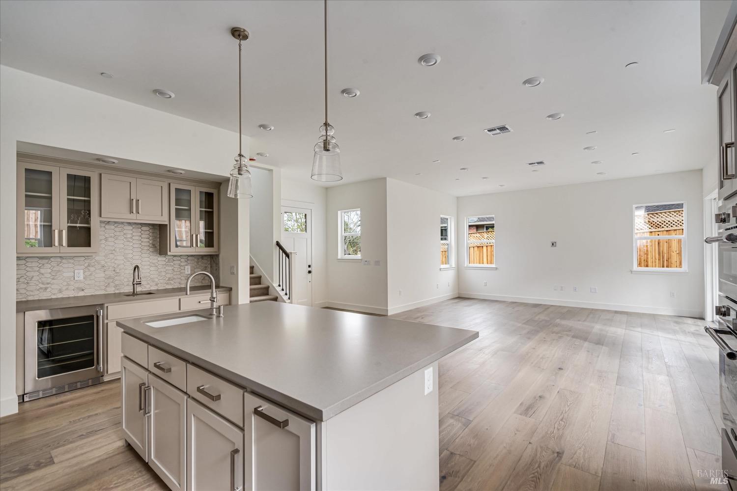 107 Grace Ln