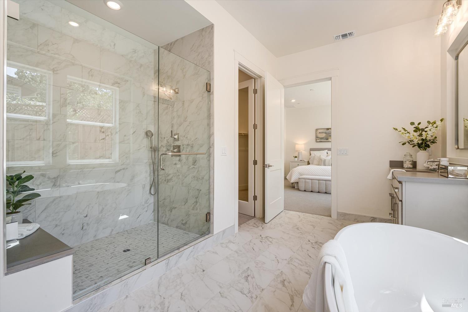 107 Grace Ln