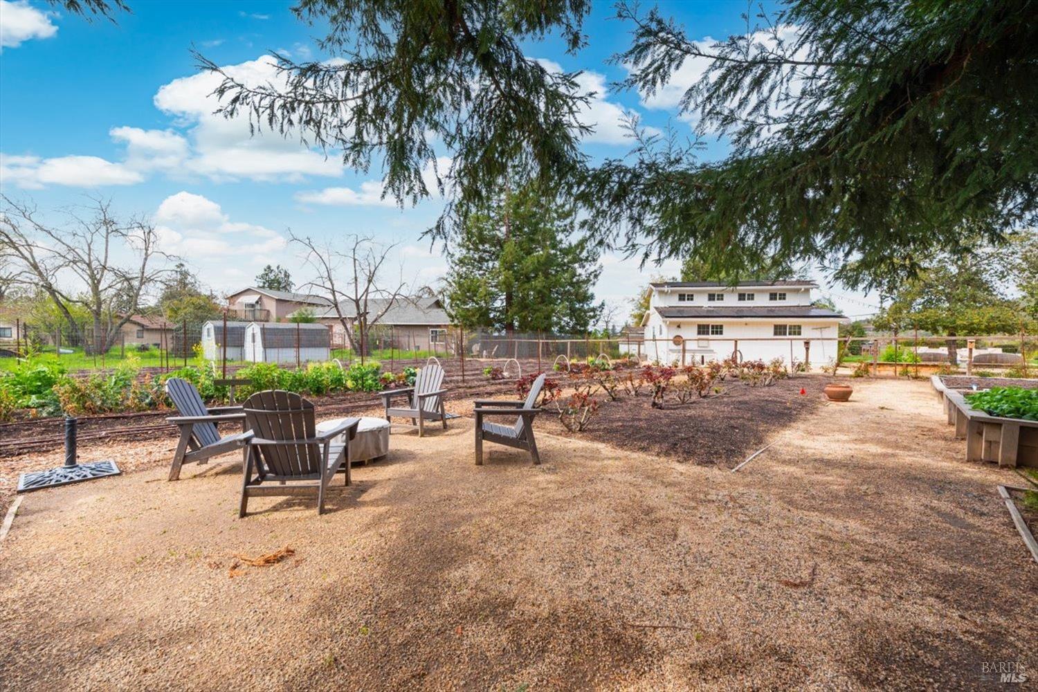 1111 Olive Hill Ln