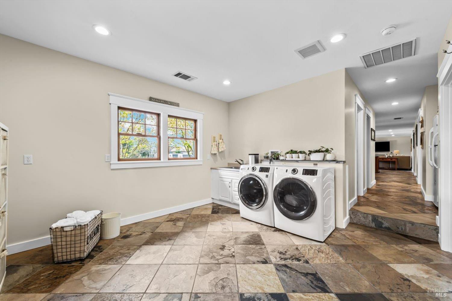 1111 Olive Hill Ln