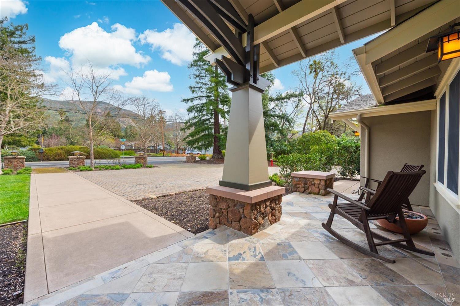 1111 Olive Hill Ln