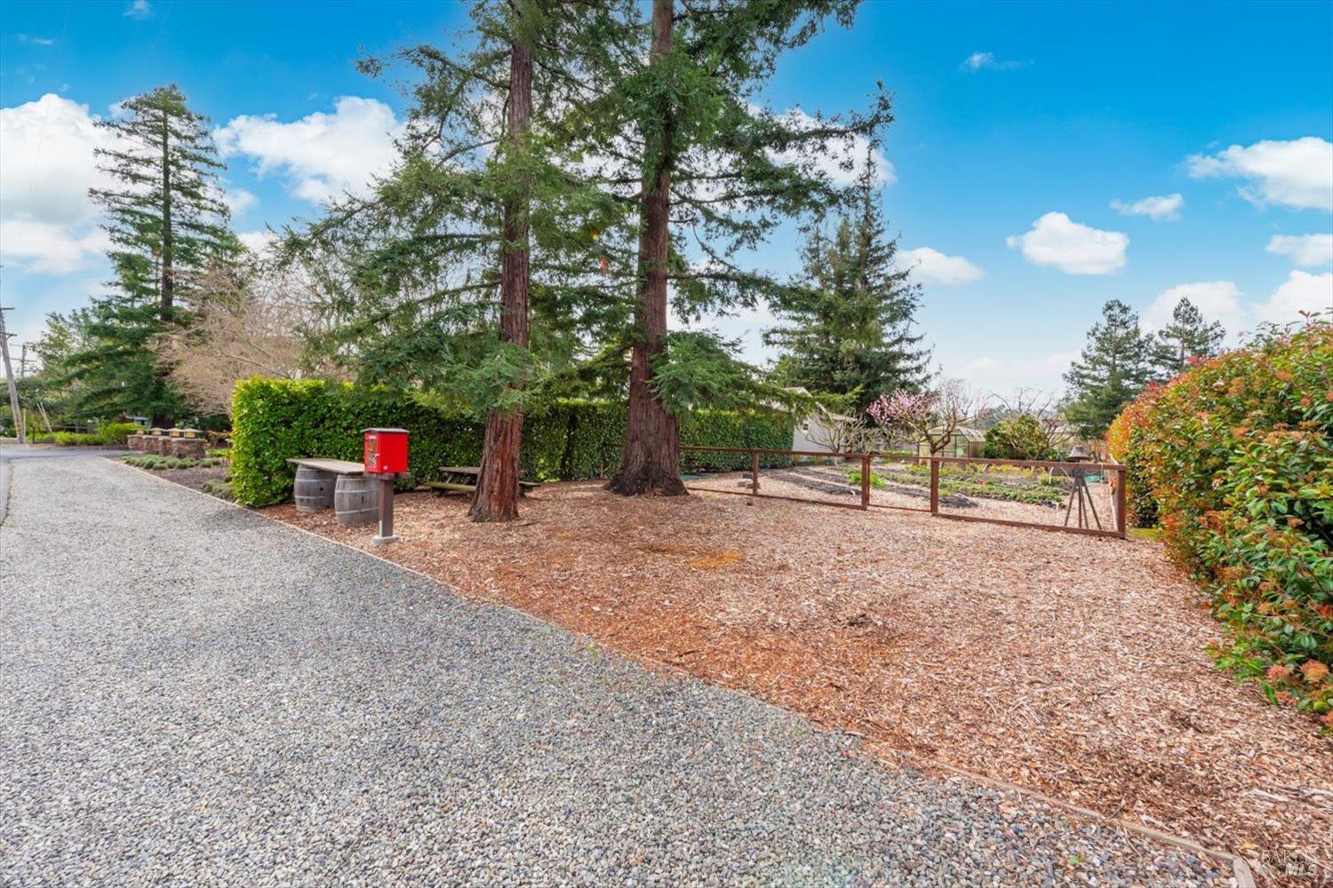 1111 Olive Hill Ln