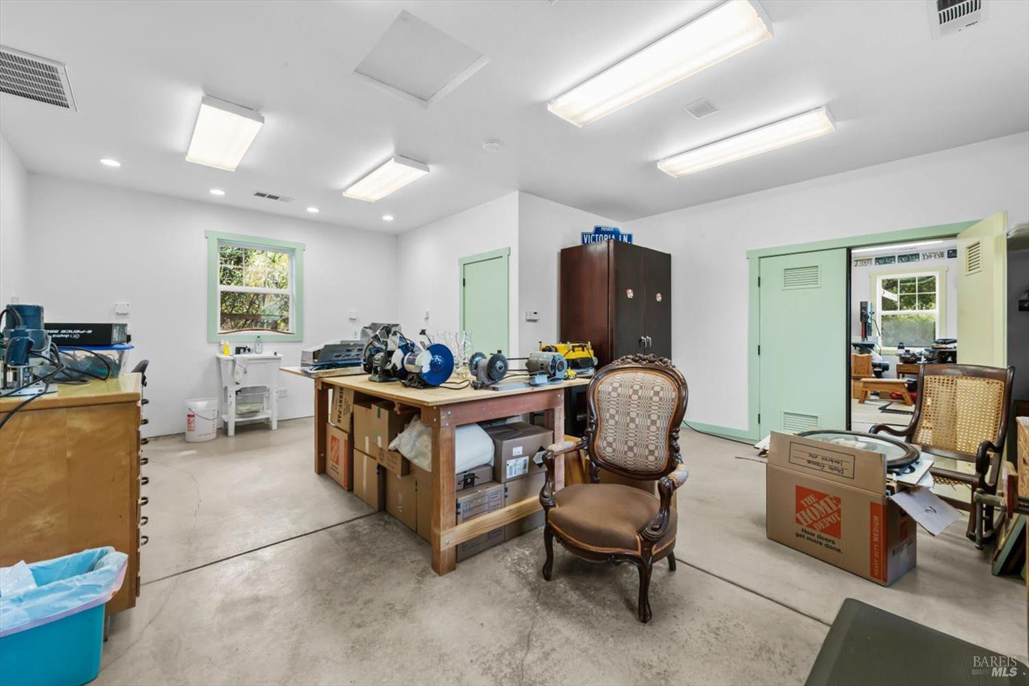 1111 Olive Hill Ln