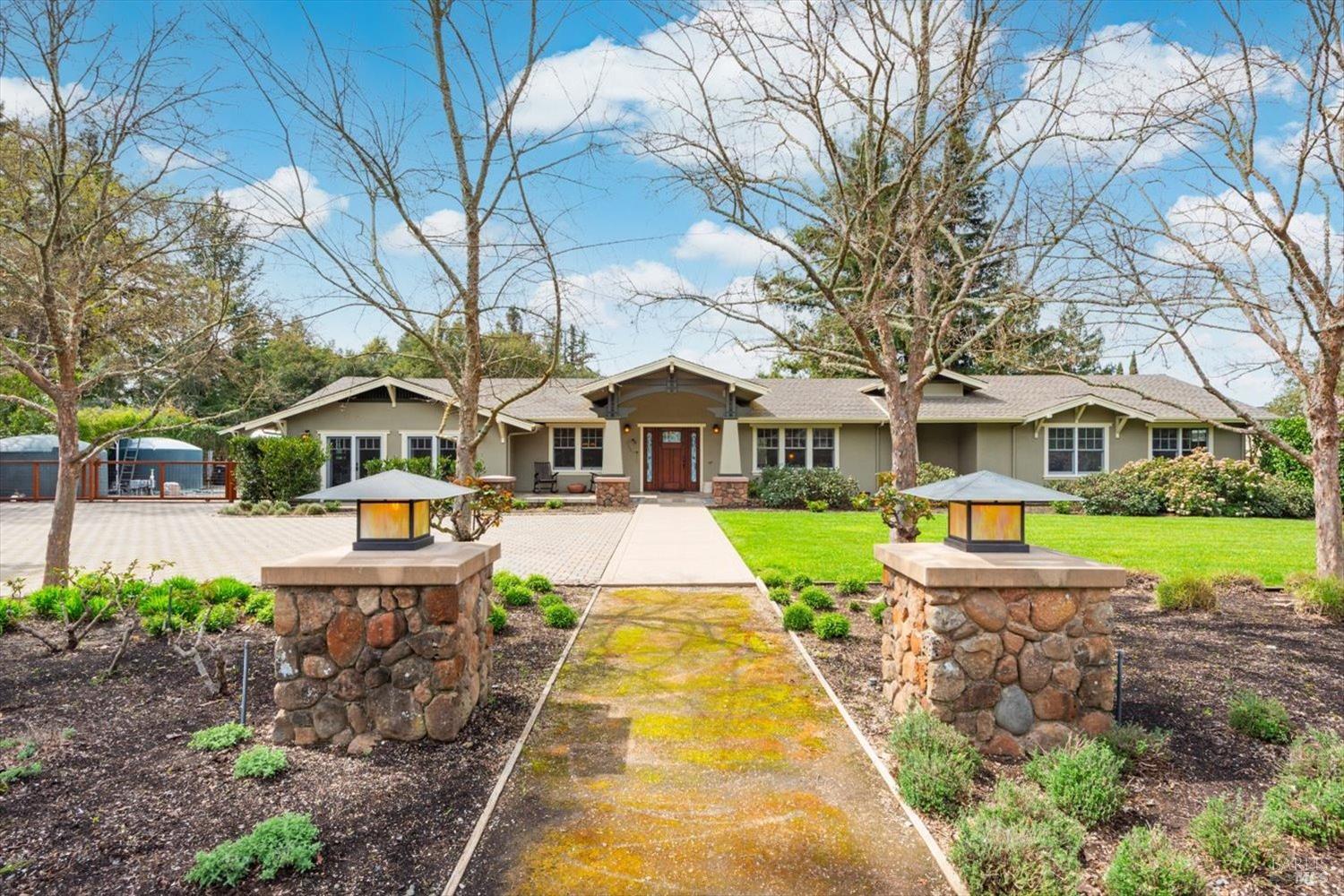 1111 Olive Hill Ln