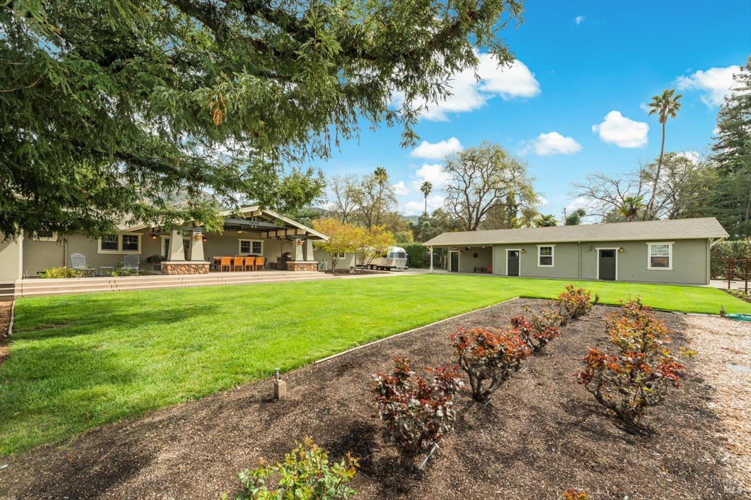 1111 Olive Hill Ln