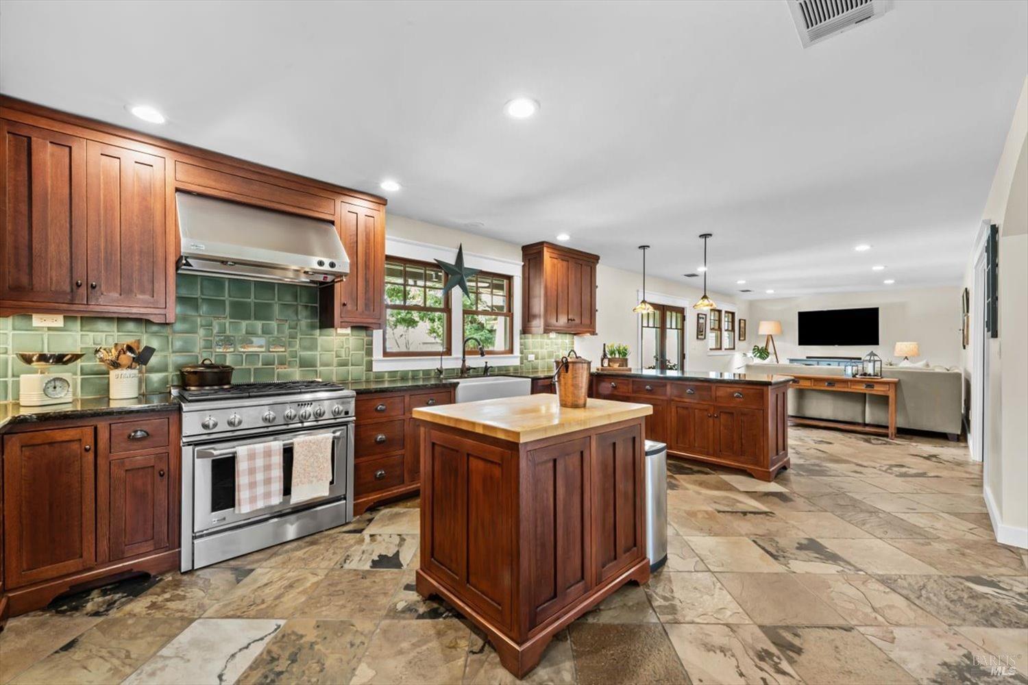 1111 Olive Hill Ln