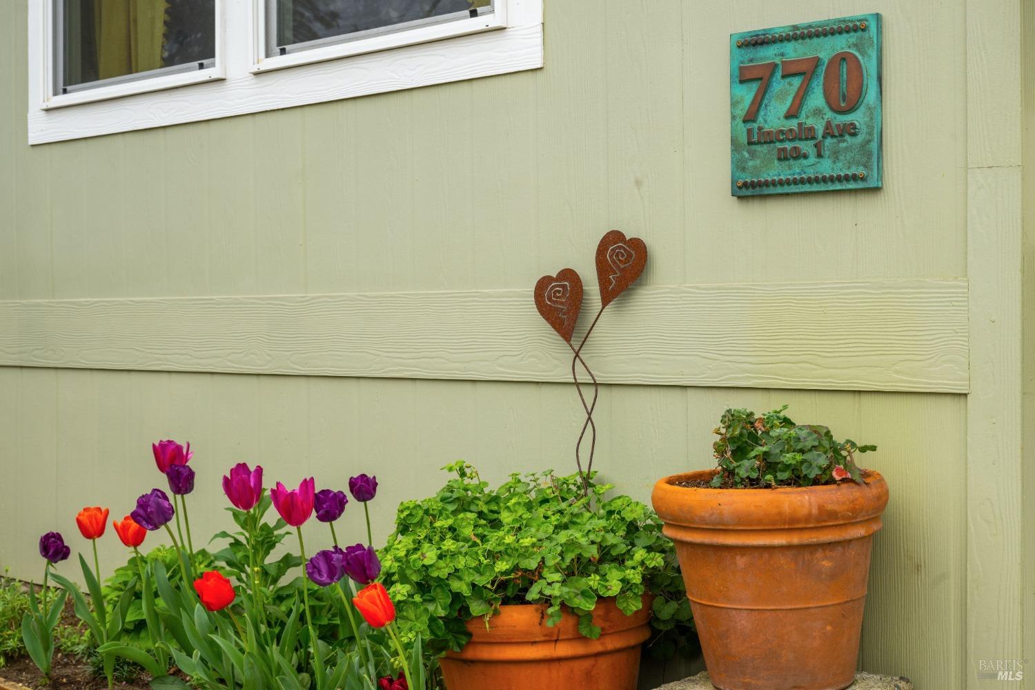 770 Lincoln Ave #1