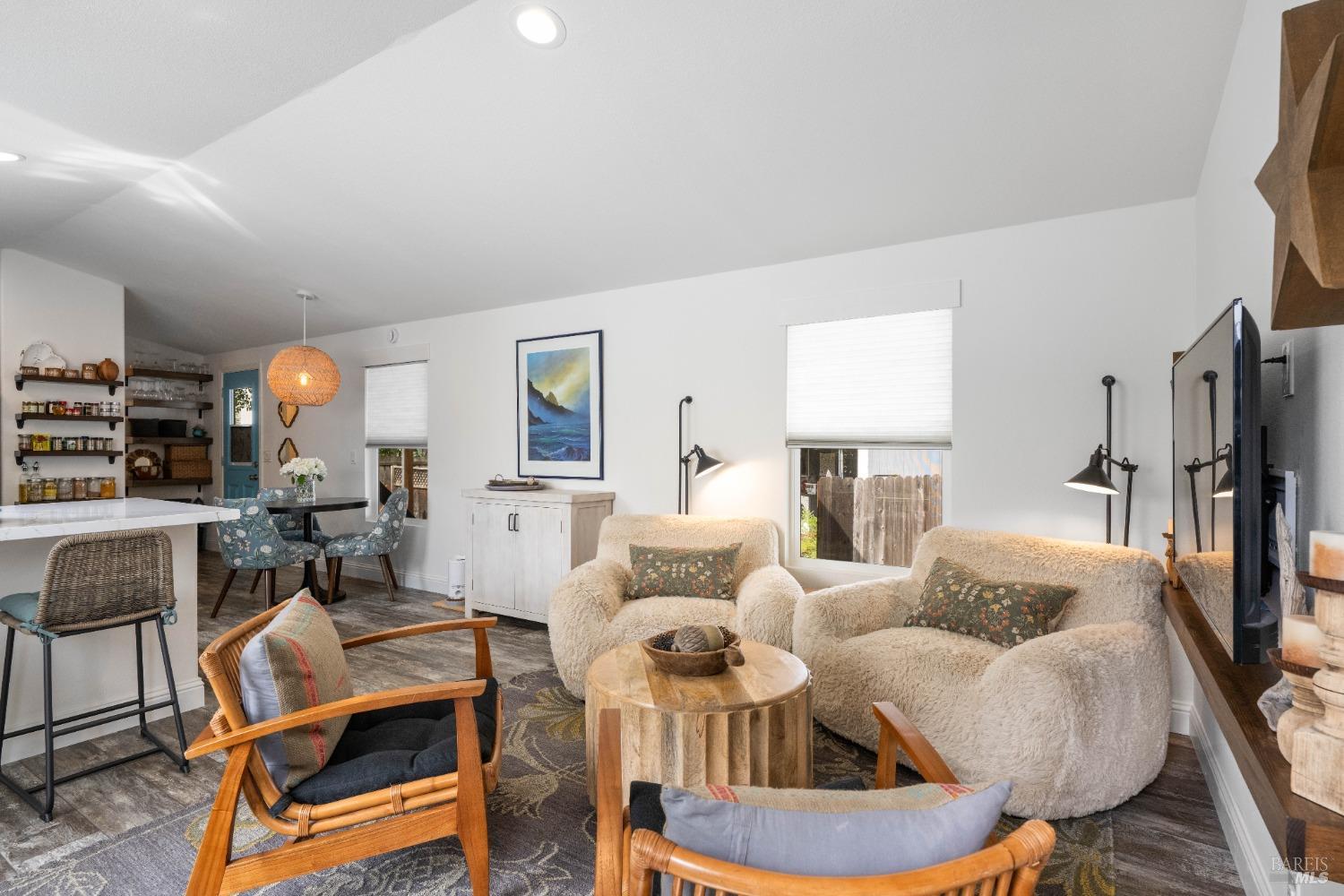 770 Lincoln Ave #1