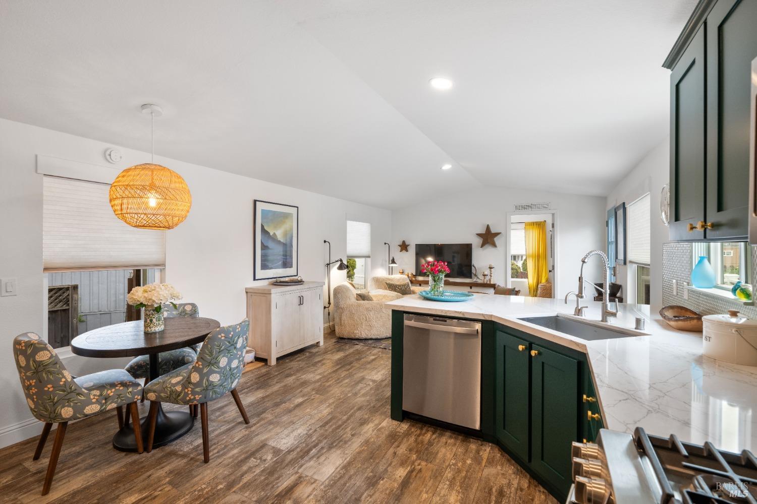 770 Lincoln Ave #1