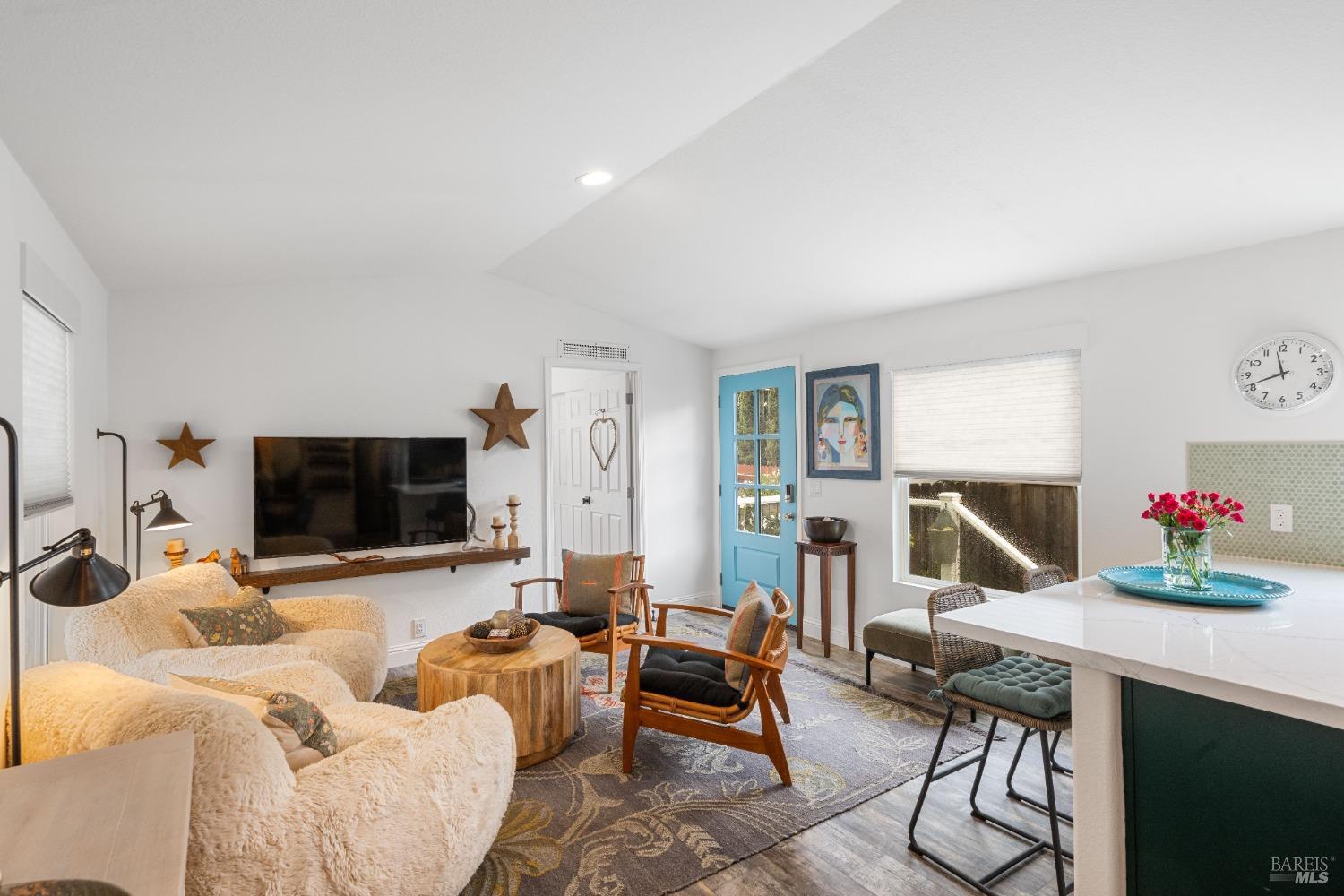 770 Lincoln Ave #1
