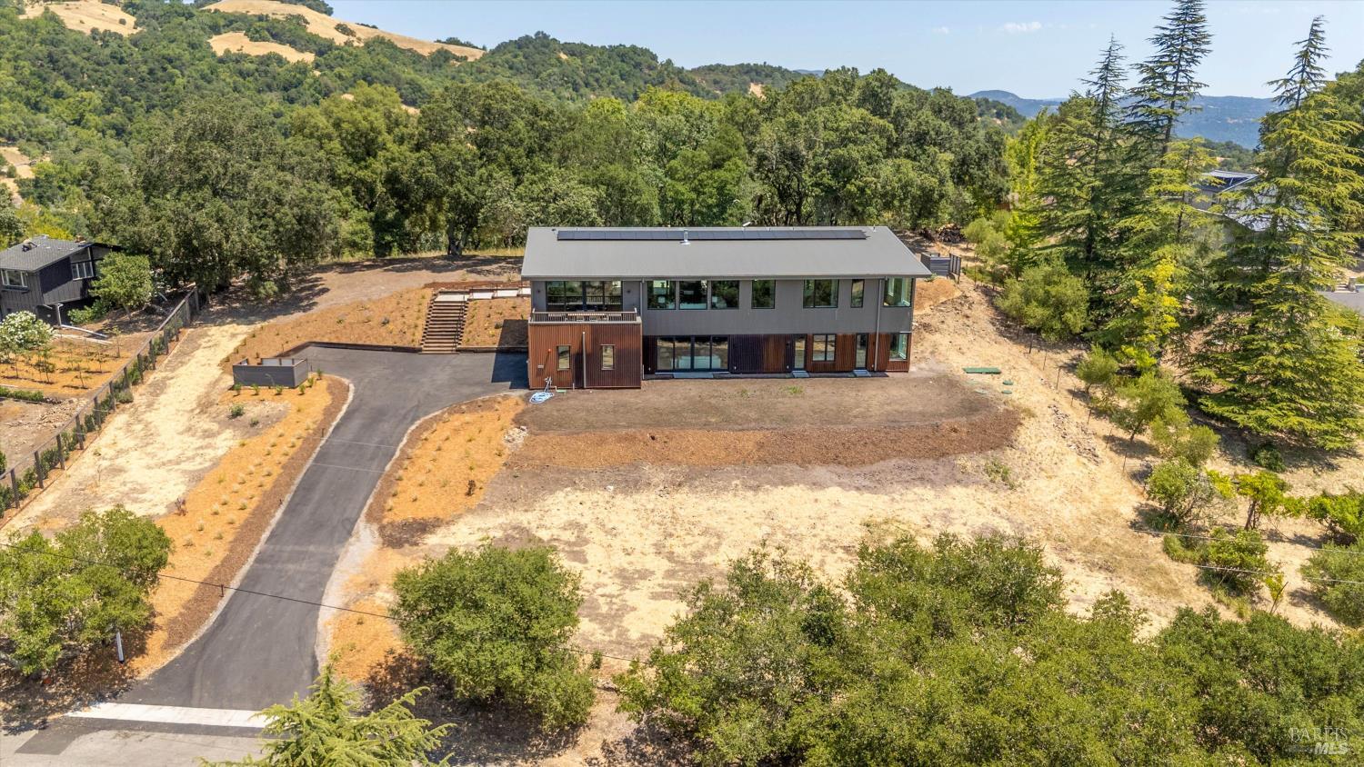 3995 White Oak Ct