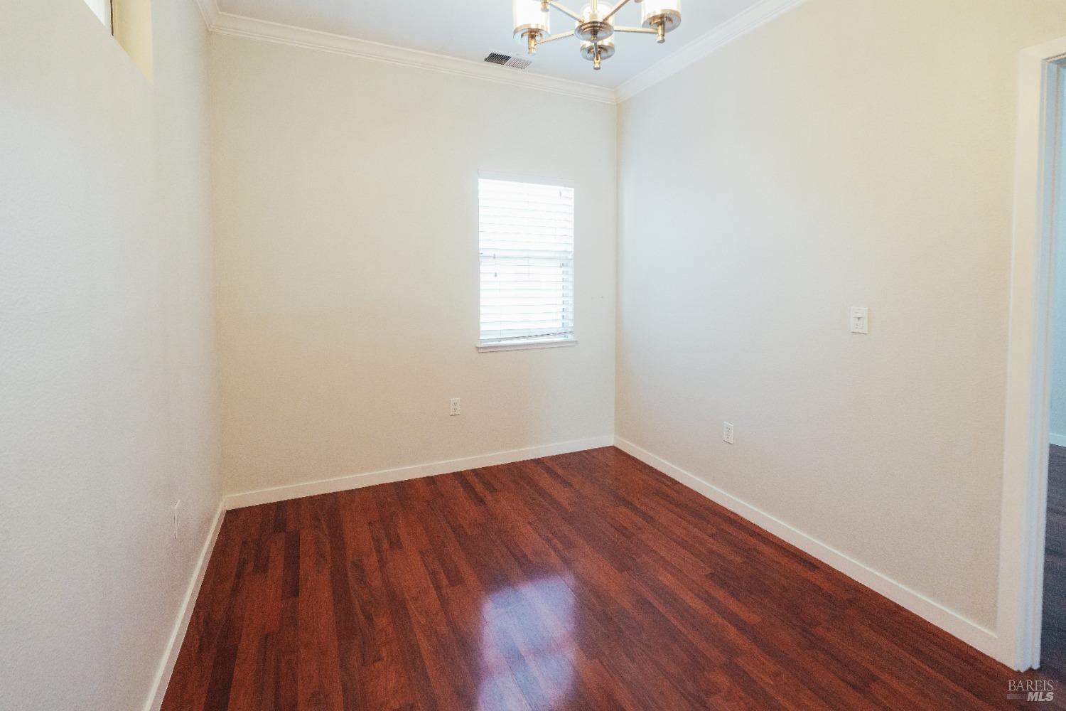 134 Valley Oak Dr