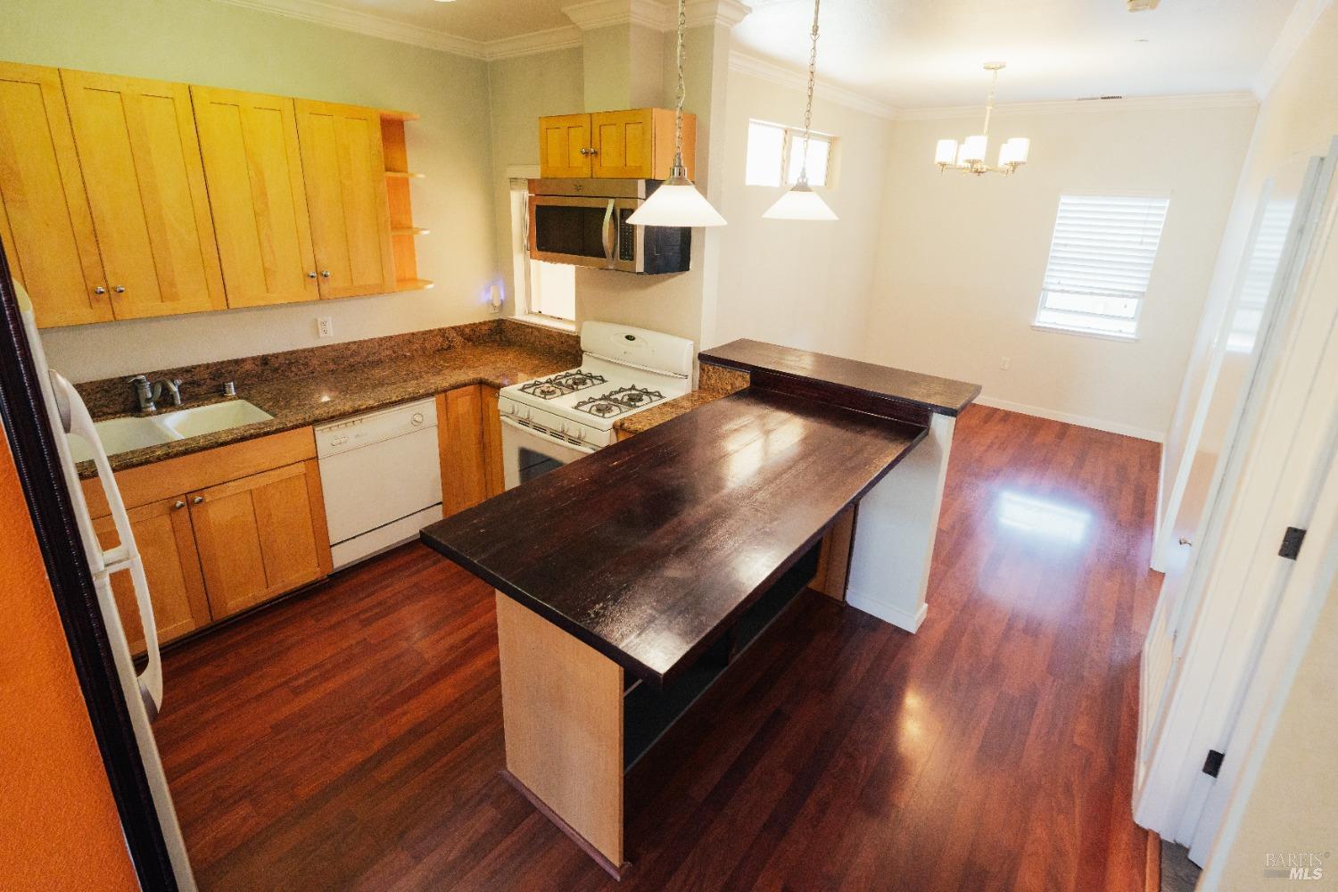 134 Valley Oak Dr