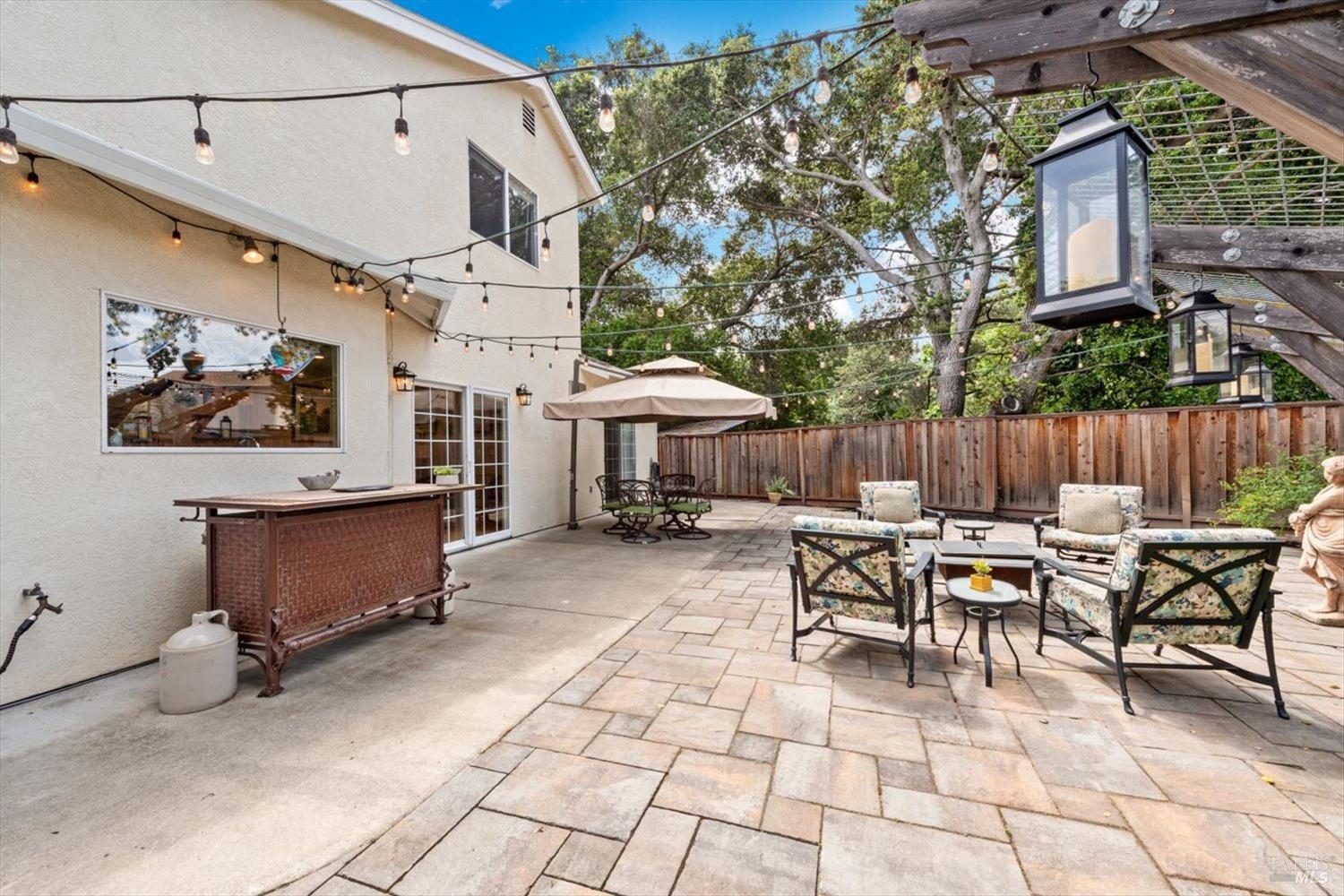 115 Poe Ct