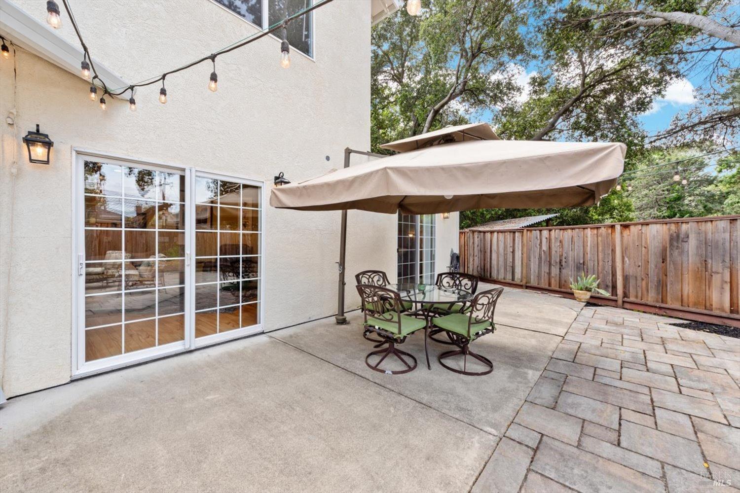 115 Poe Ct