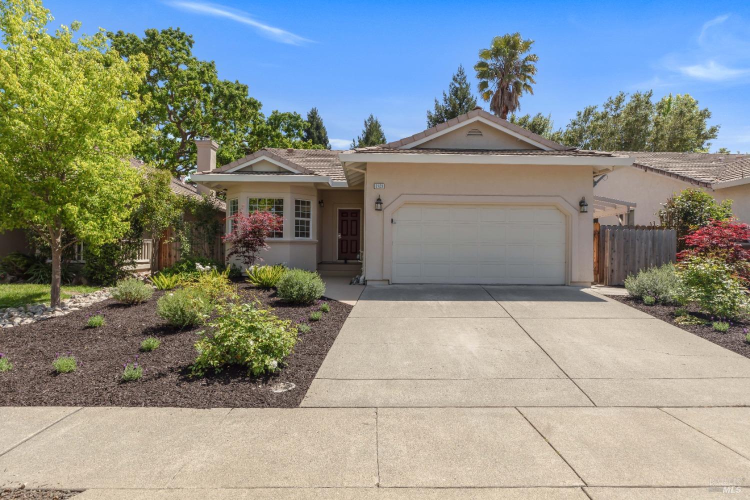 2123 Devonshire Dr