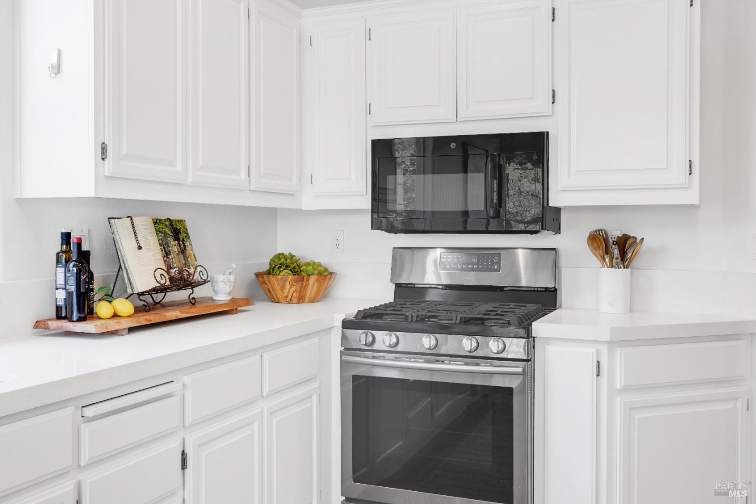 2123 Devonshire Dr
