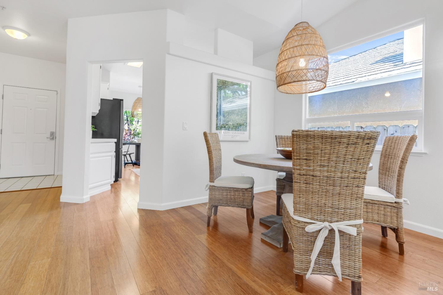 2123 Devonshire Dr
