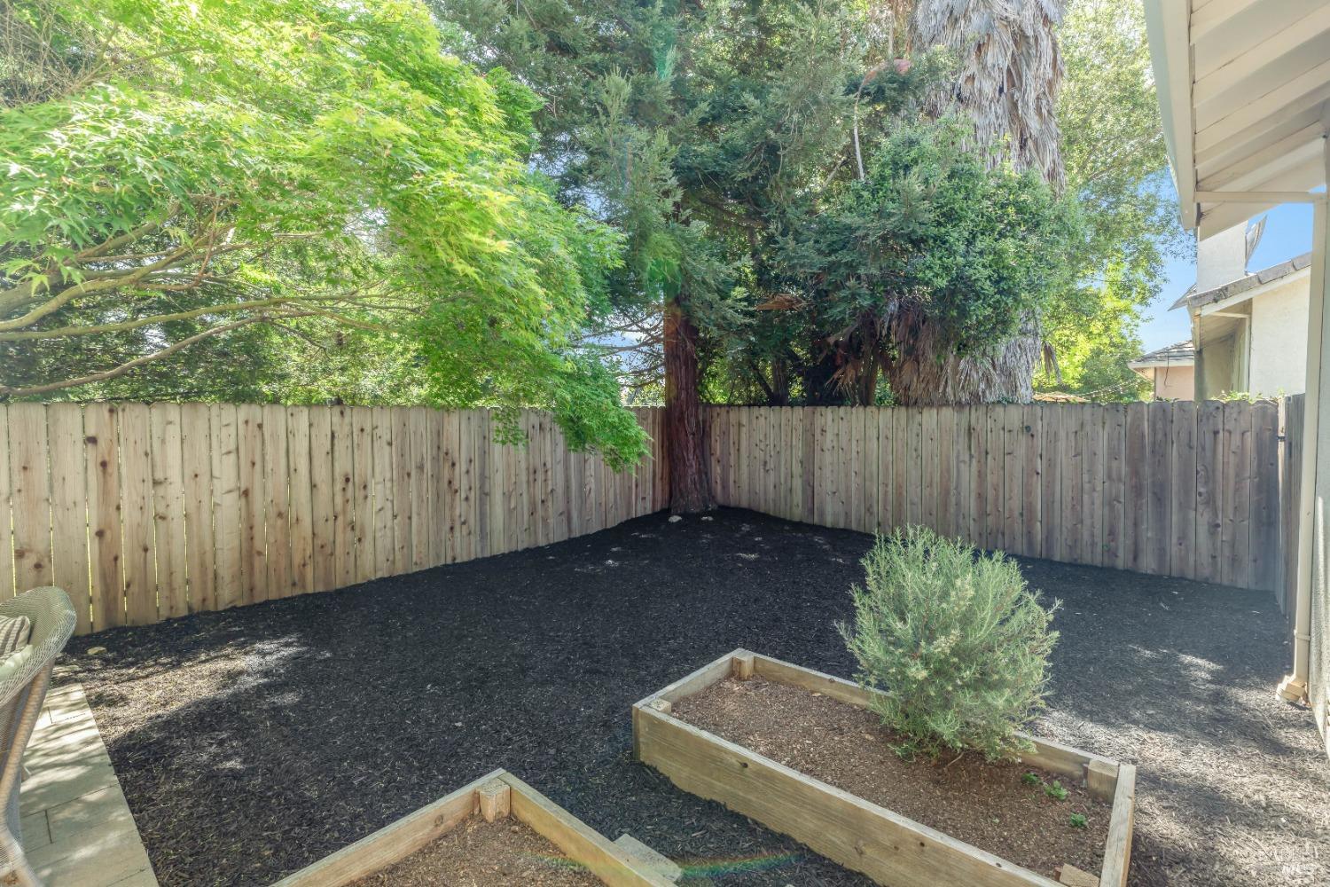 2123 Devonshire Dr
