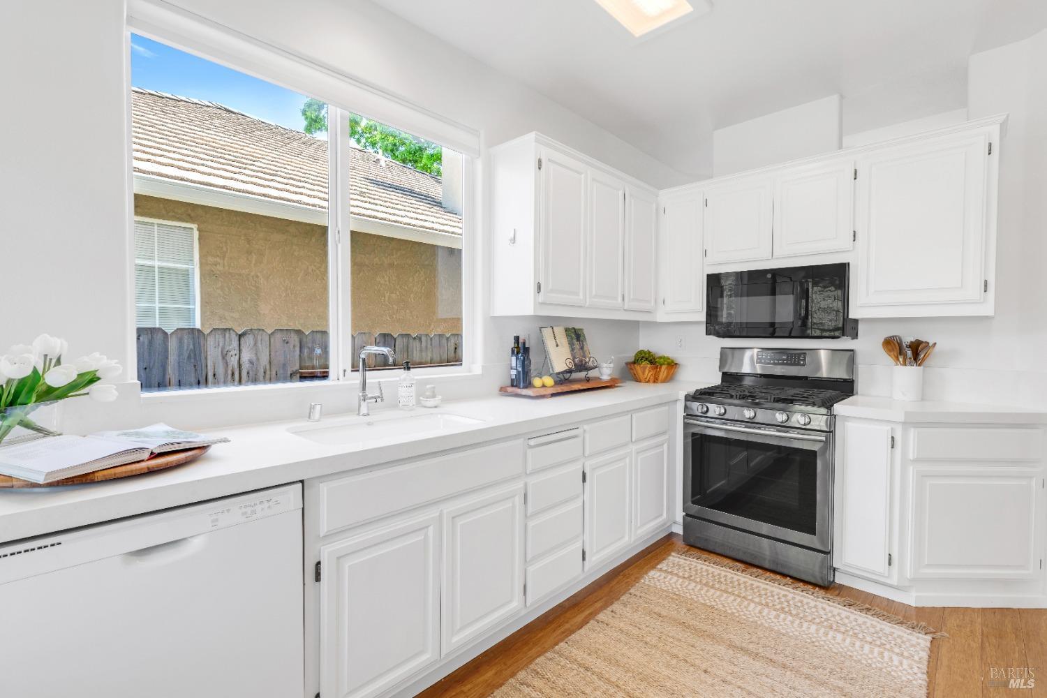 2123 Devonshire Dr