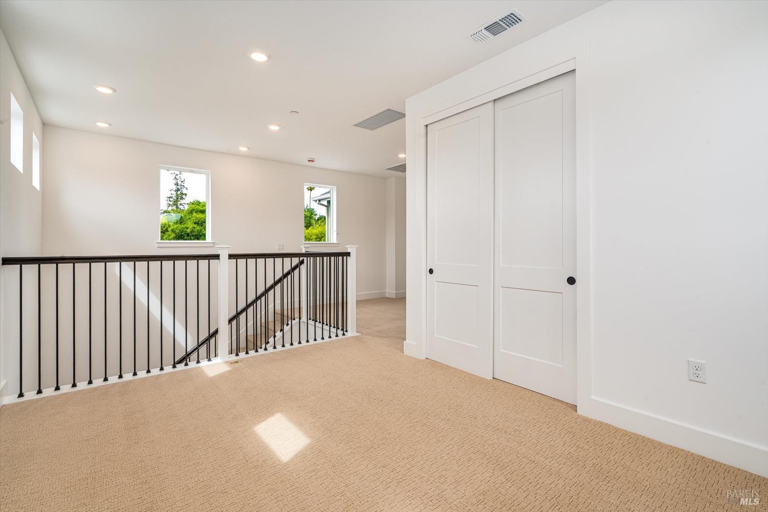 101 Grace Ln