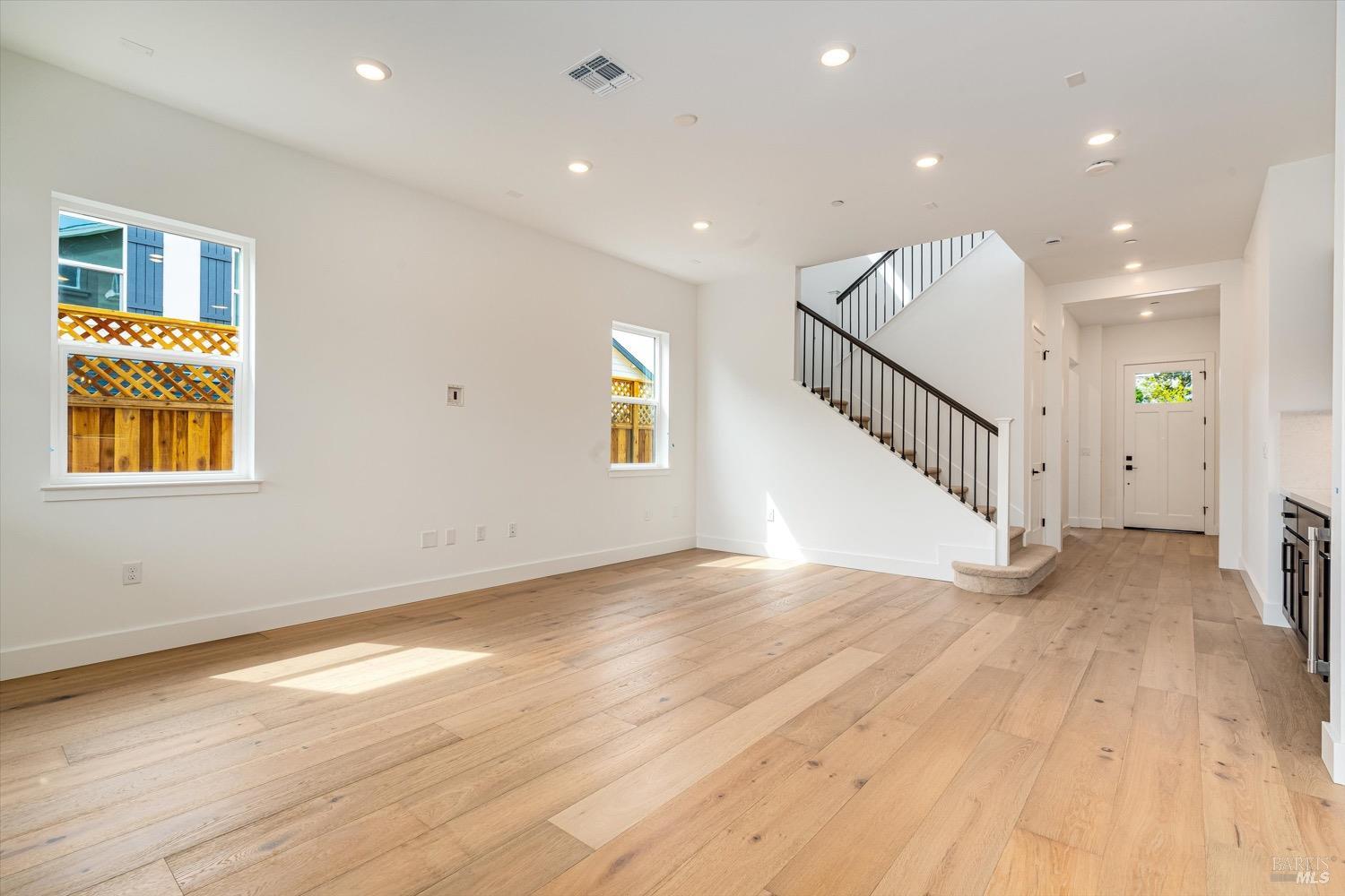 101 Grace Ln
