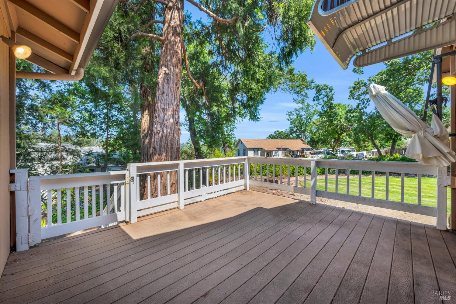 276 Brookside Dr