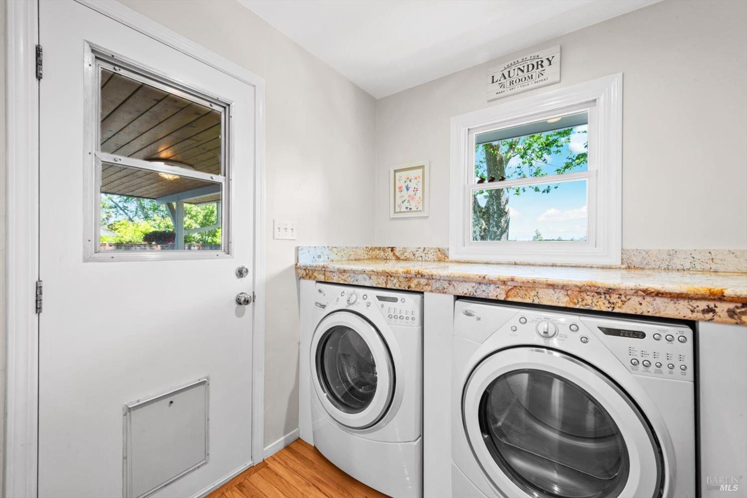 3834 Linda Vista Ave