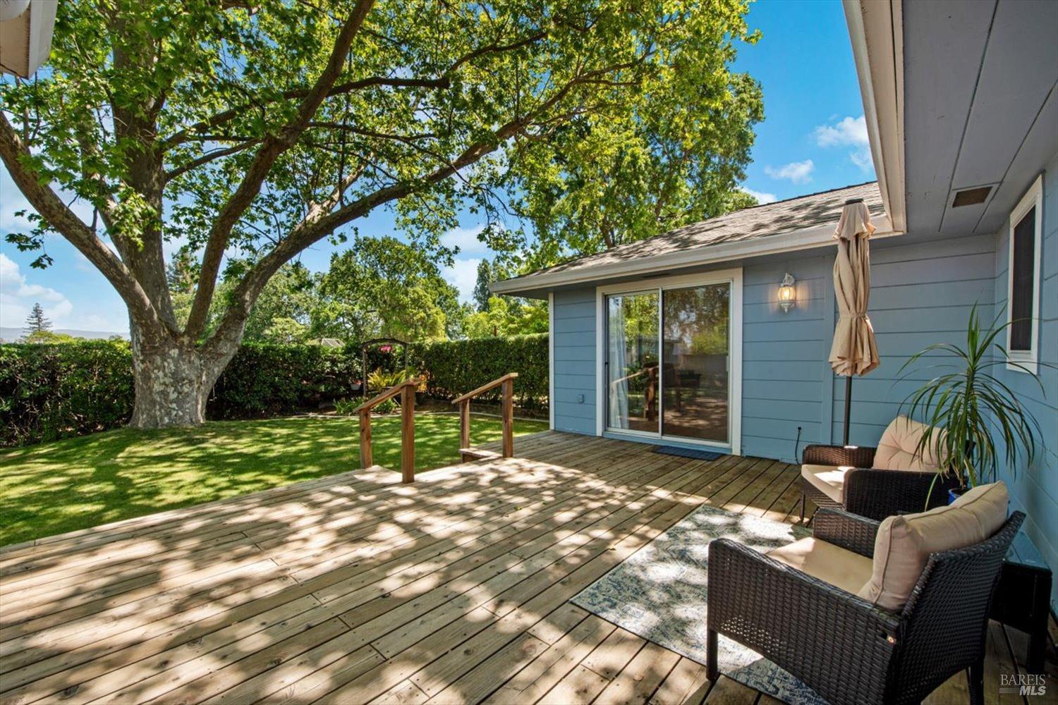 3834 Linda Vista Ave