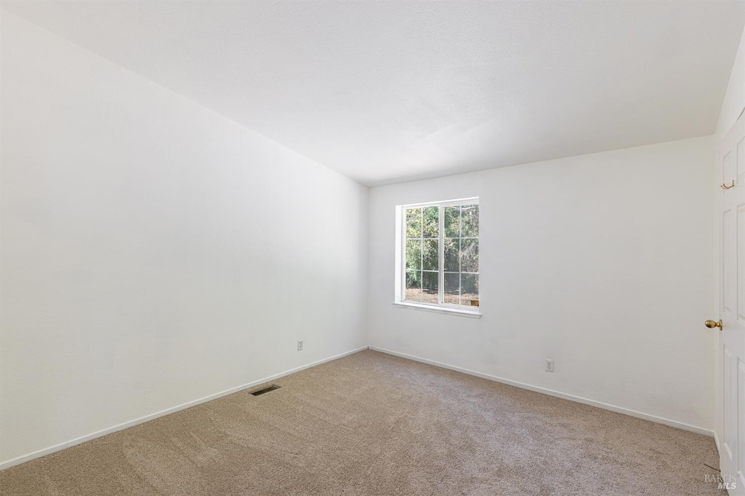 1285 Henry Rd