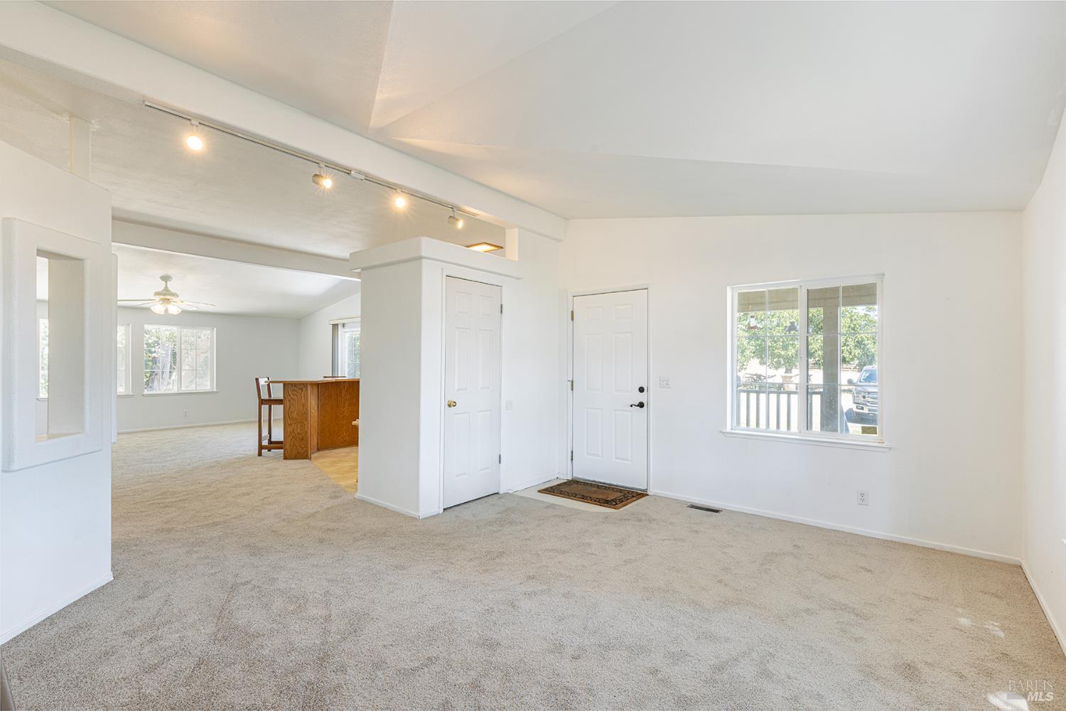 1285 Henry Rd