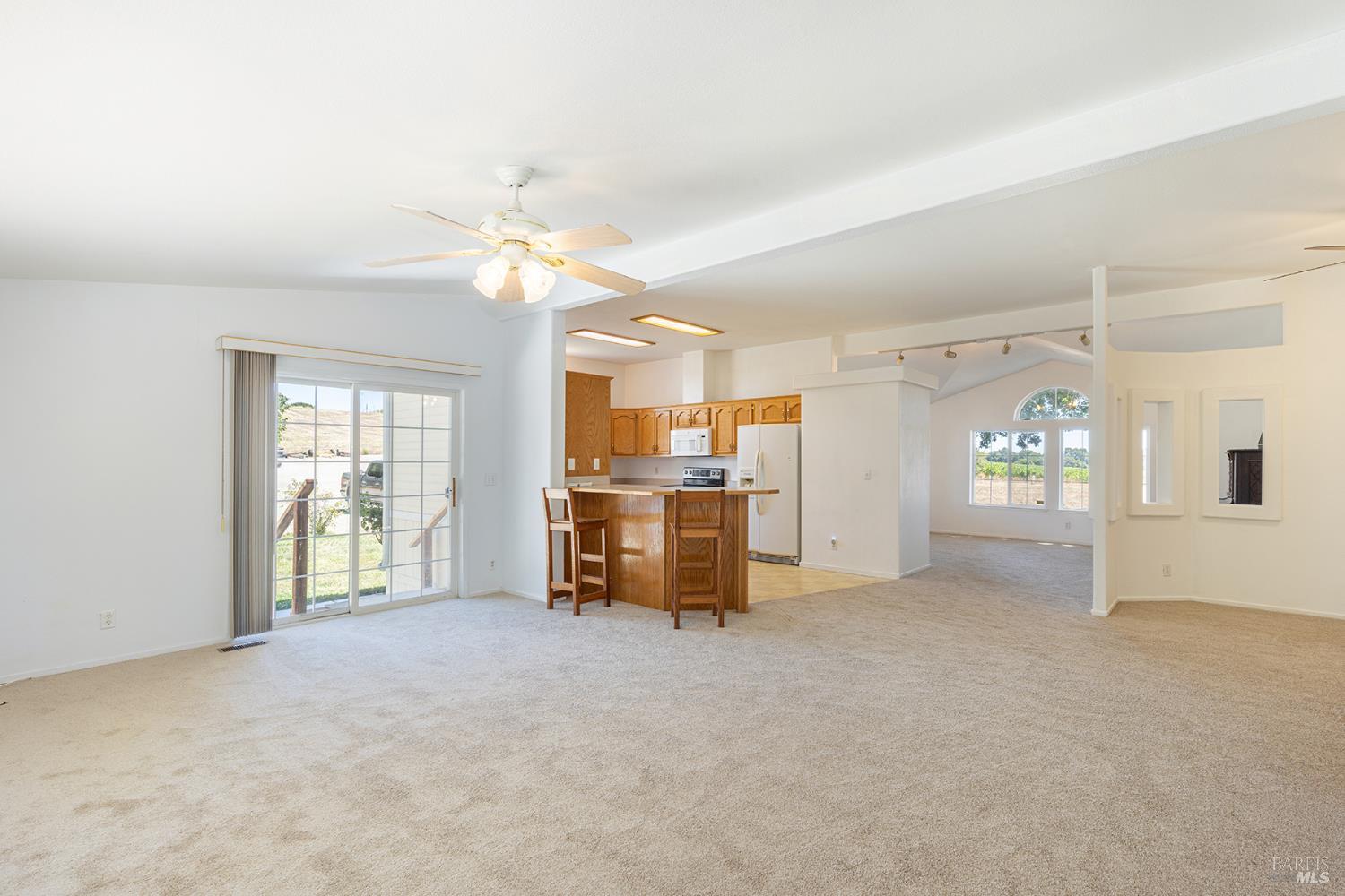 1285 Henry Rd