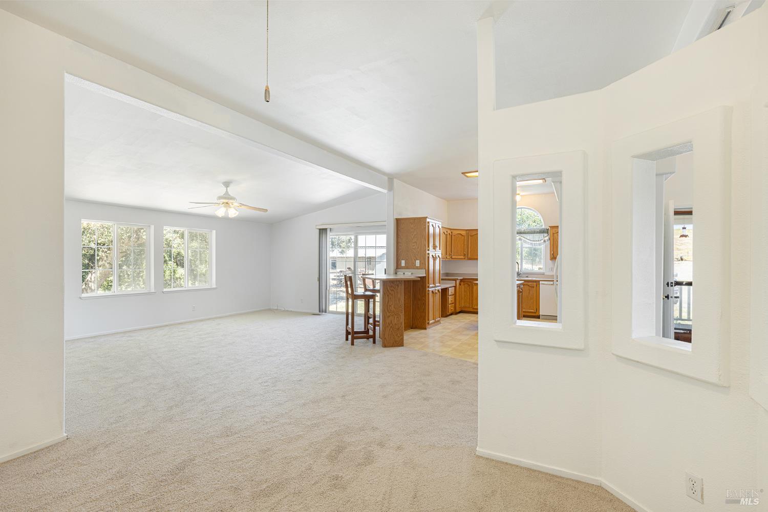 1285 Henry Rd