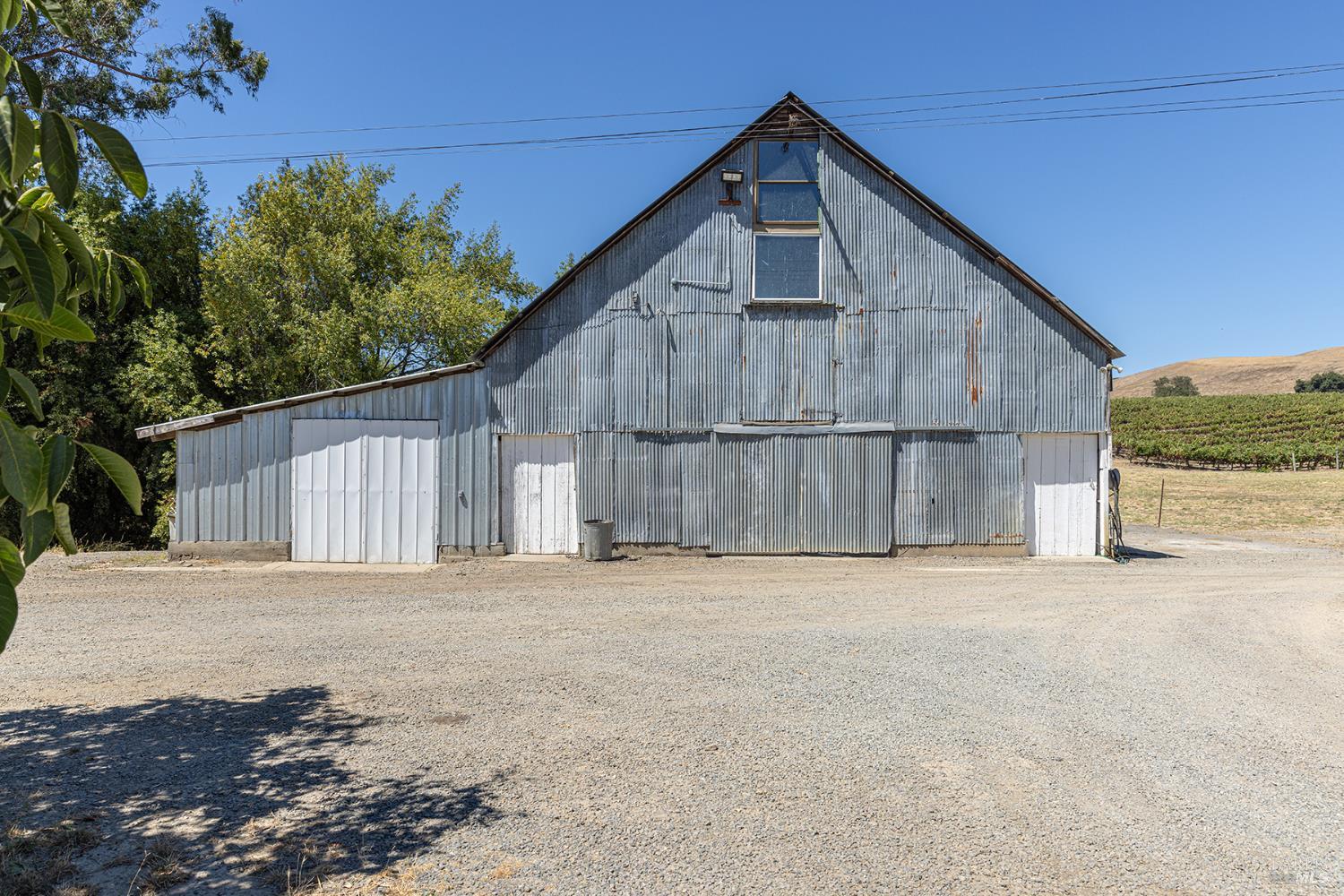 1285 Henry Rd