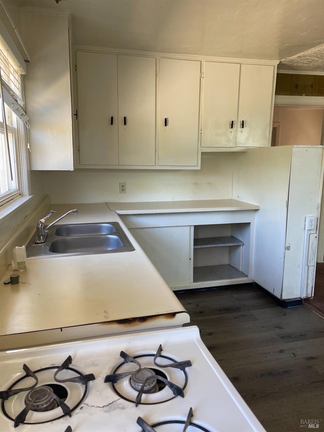 1541 Menlo Ave