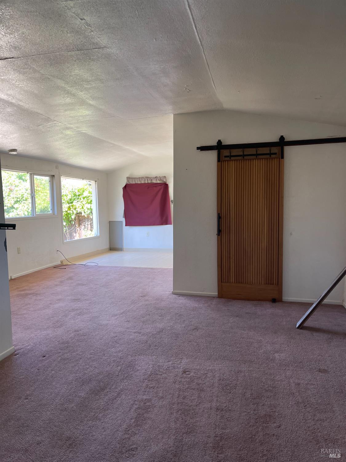 1541 Menlo Ave