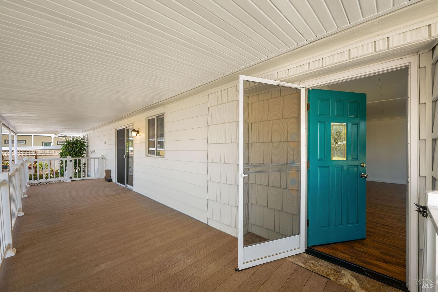 34 Hacienda Dr