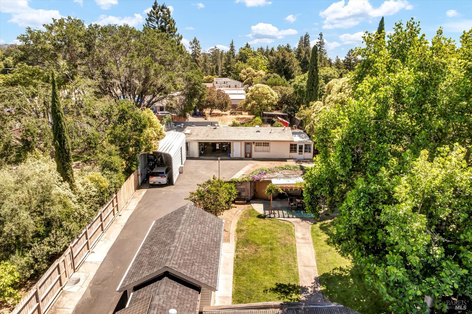 1015 Shetler Ave