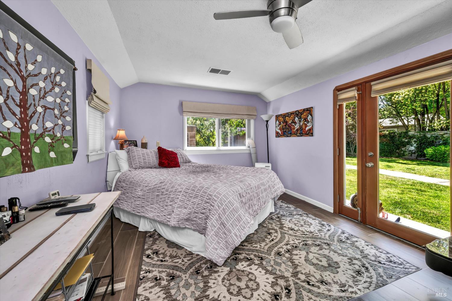 1015 Shetler Ave