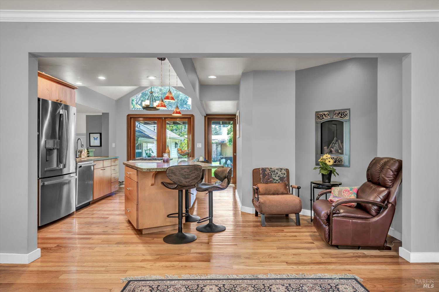 1015 Shetler Ave