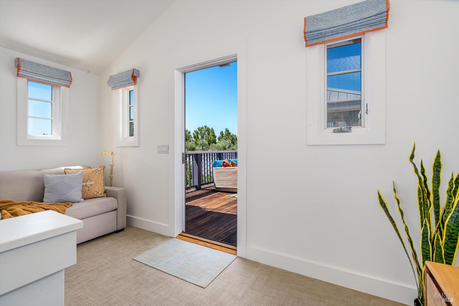 4044 Sonoma Hwy #14