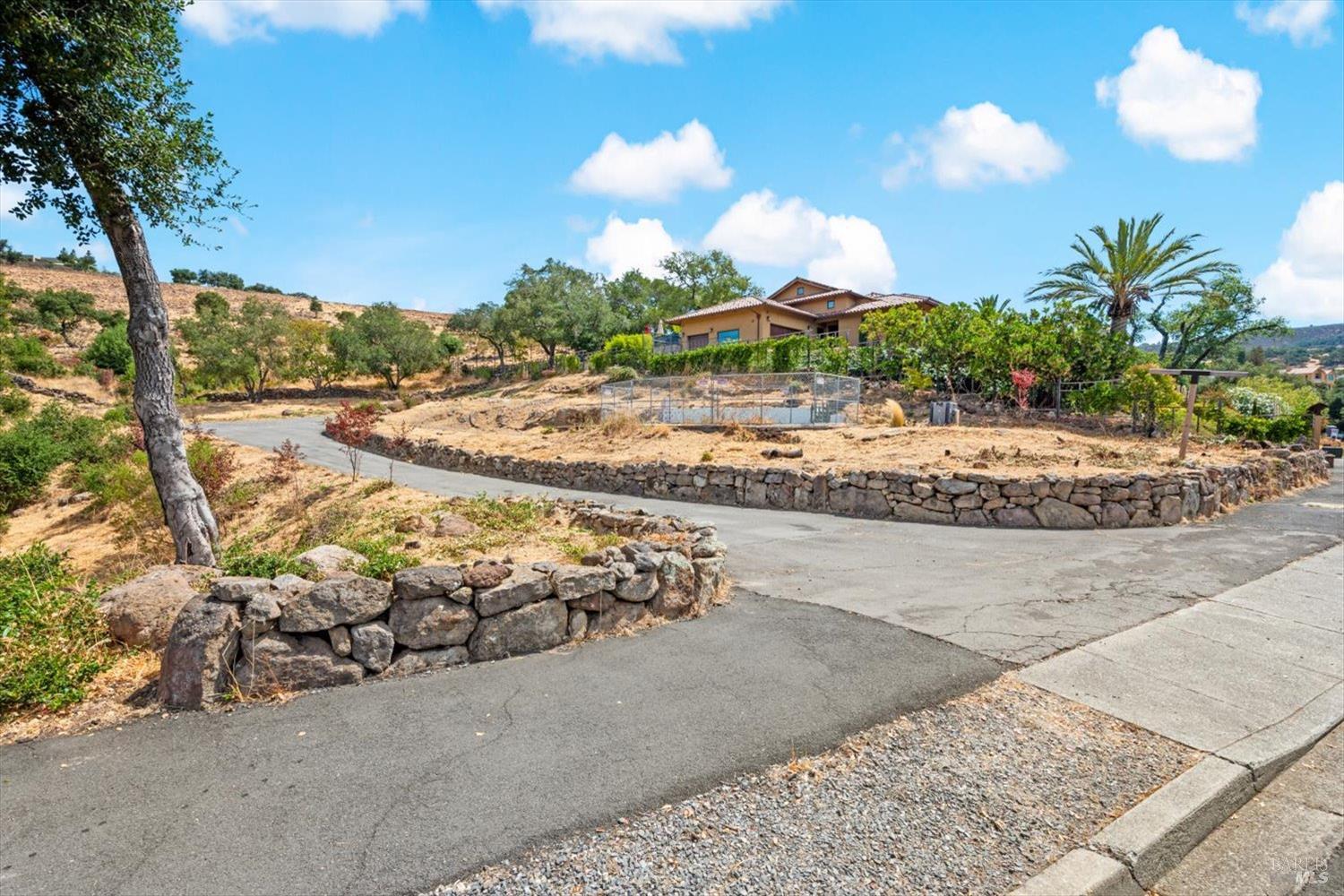 170 Westgate Dr