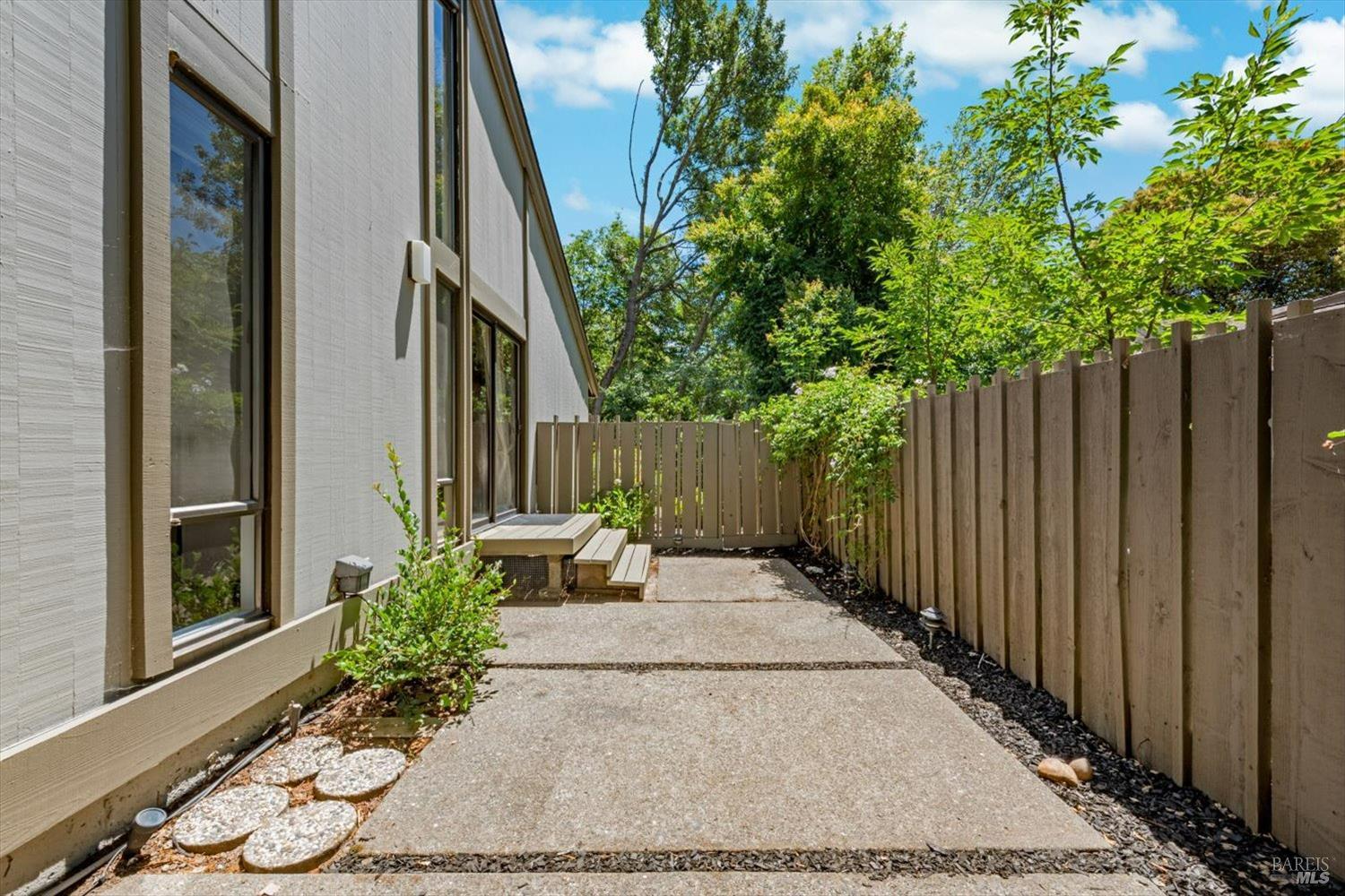 164 Bonnie Brook Dr