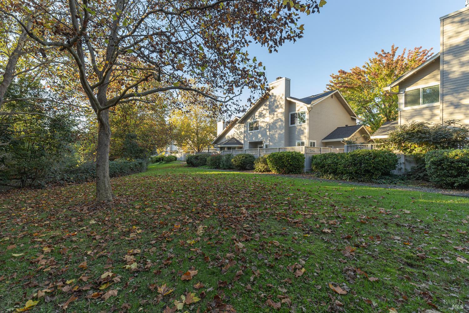 71 Valley Club Circle