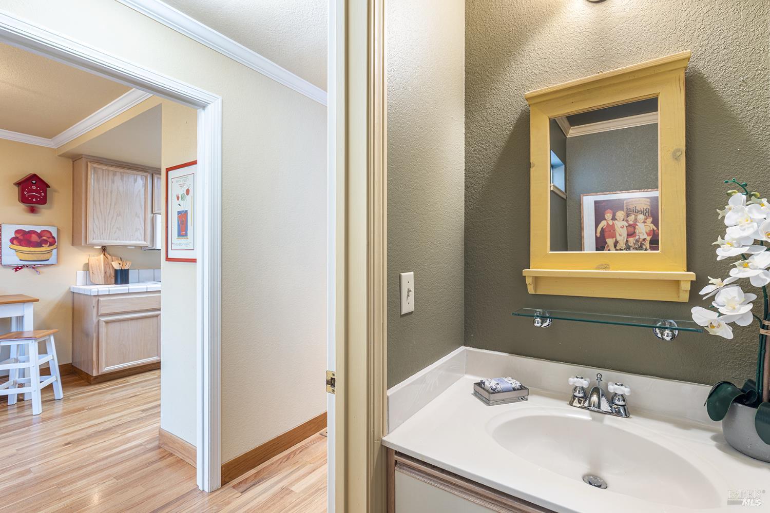 8 Valley Club Circle