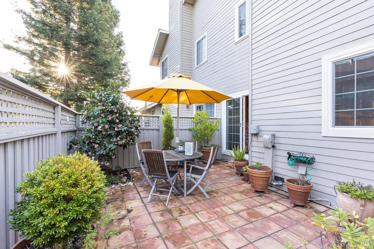 8 Valley Club Circle