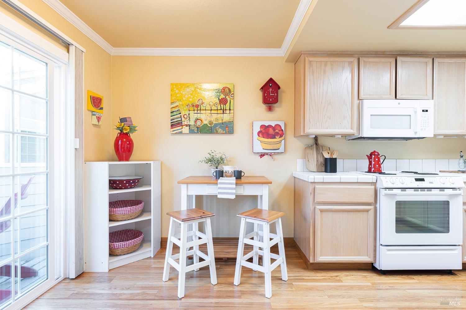 8 Valley Club Circle