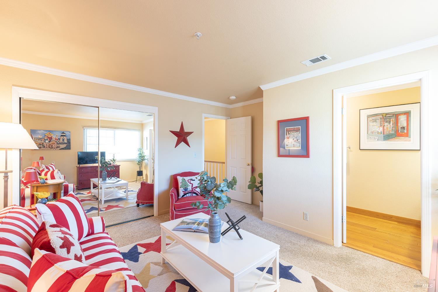 8 Valley Club Circle