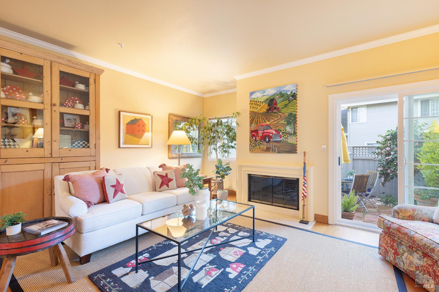 8 Valley Club Circle