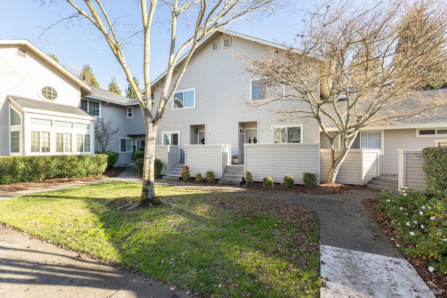 8 Valley Club Circle